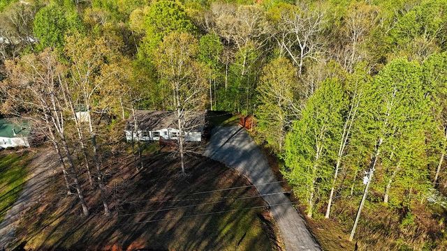 116 Chivalry Lane, Ball Ground, GA 30107