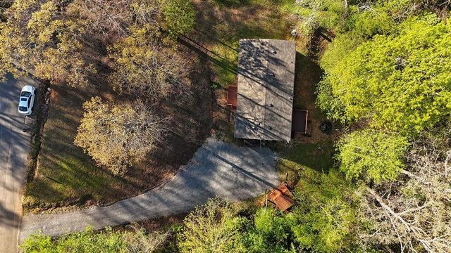 116 Chivalry Lane, Ball Ground, GA 30107