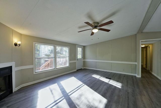 116 Chivalry Lane, Ball Ground, GA 30107