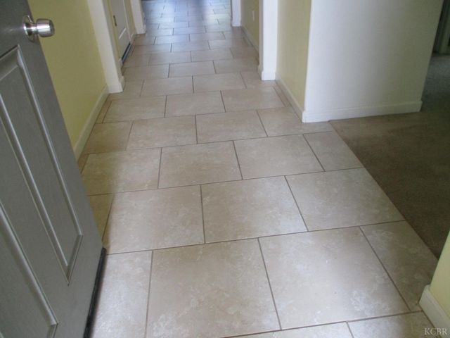 692 Firenze Street, Lemoore, CA 93245