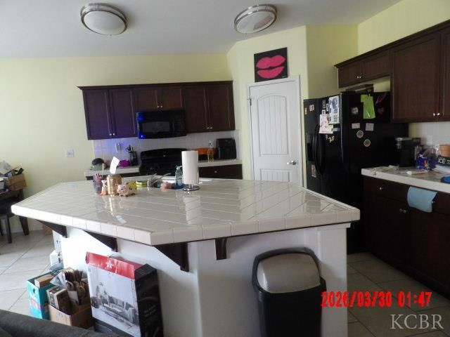 692 Firenze Street, Lemoore, CA 93245