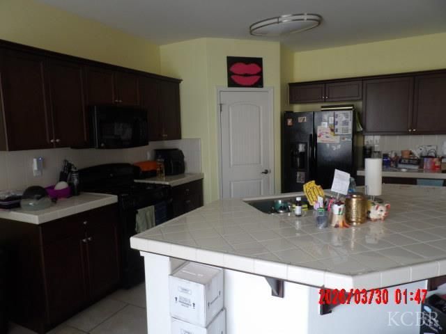 692 Firenze Street, Lemoore, CA 93245