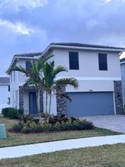 1686 SE 6th St, Homestead, FL 33033