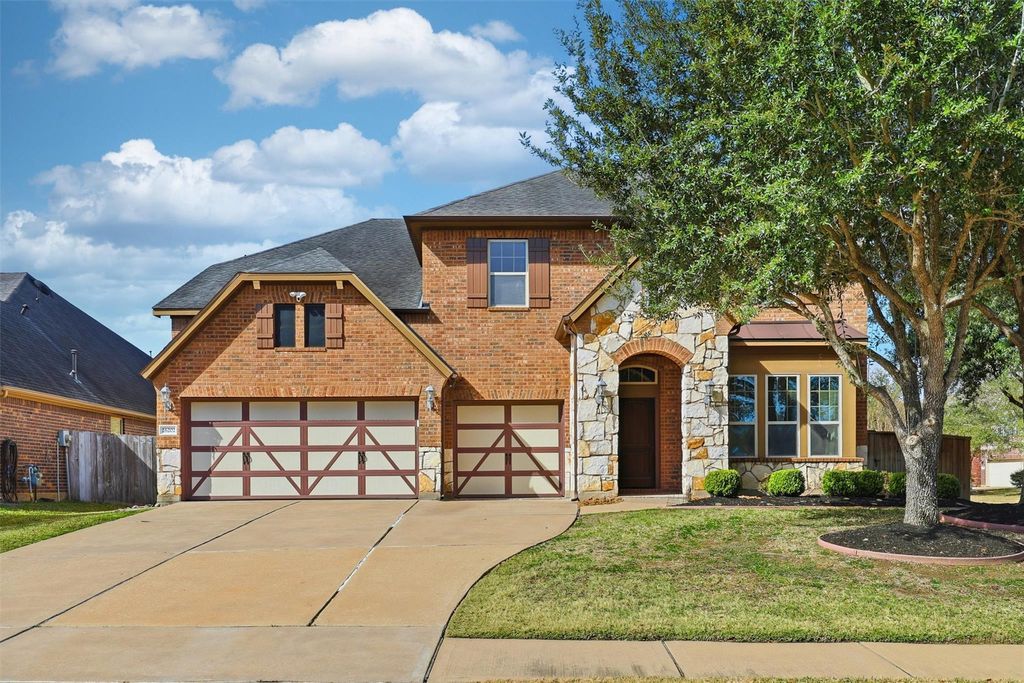 Image 3 of property listing at 26202 Rustic Ranch Lane, Katy, TX 77494