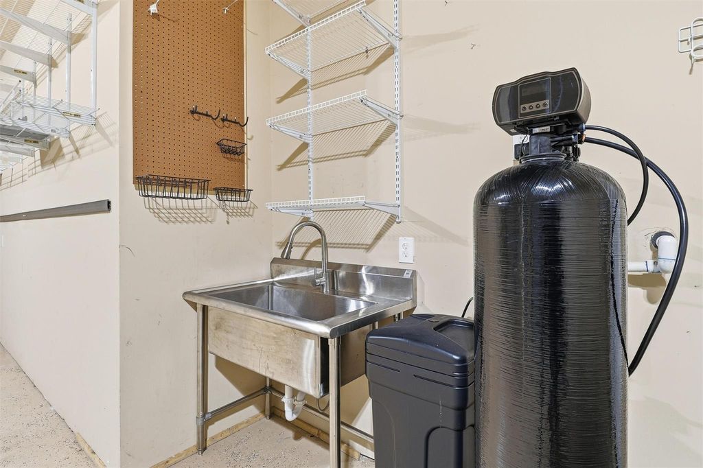 Image 50 of property listing at 26202 Rustic Ranch Lane, Katy, TX 77494