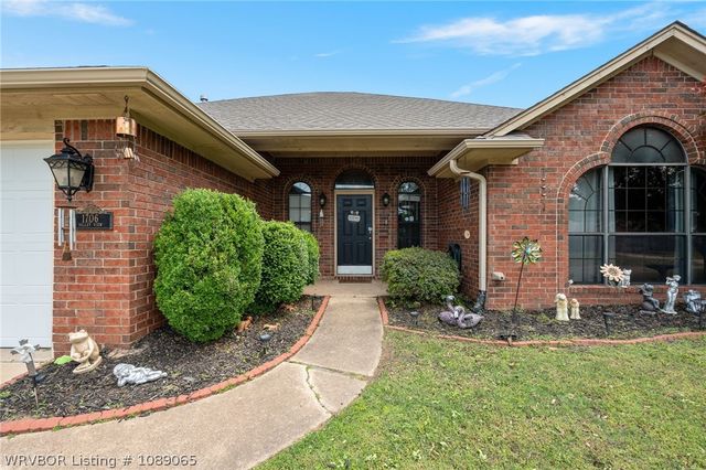1706 Valley View Street, Van Buren, AR 72956