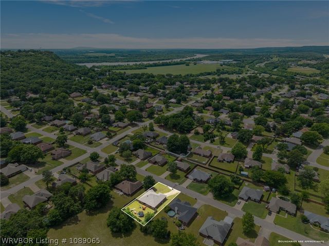 1706 Valley View Street, Van Buren, AR 72956