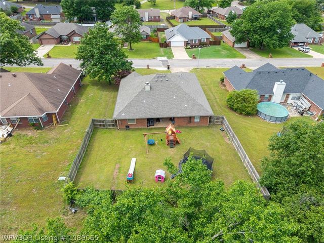 1706 Valley View Street, Van Buren, AR 72956
