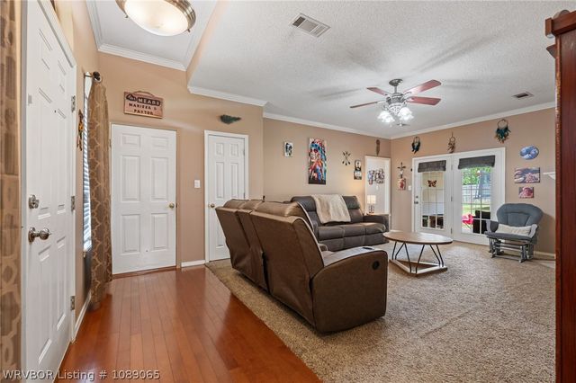 1706 Valley View Street, Van Buren, AR 72956