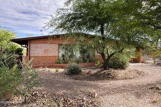 3581 E Seneca Street, Tucson, AZ 85716