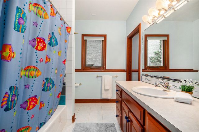 8614 24th Avenue, Jenison, MI 49428