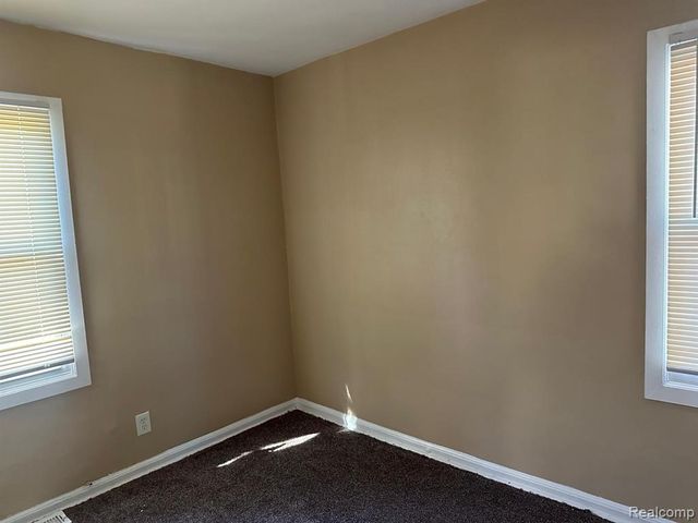 19337 Annott Street, Detroit, MI 48205