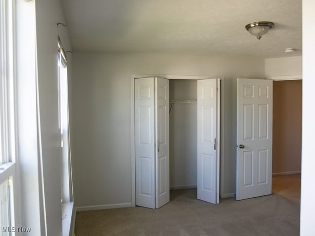 4910 Fallen Leaf Trail, Brunswick Hills, OH 44212