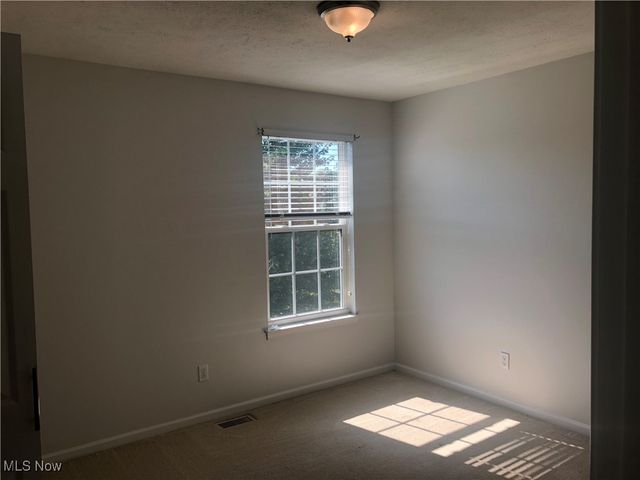 4910 Fallen Leaf Trail, Brunswick Hills, OH 44212