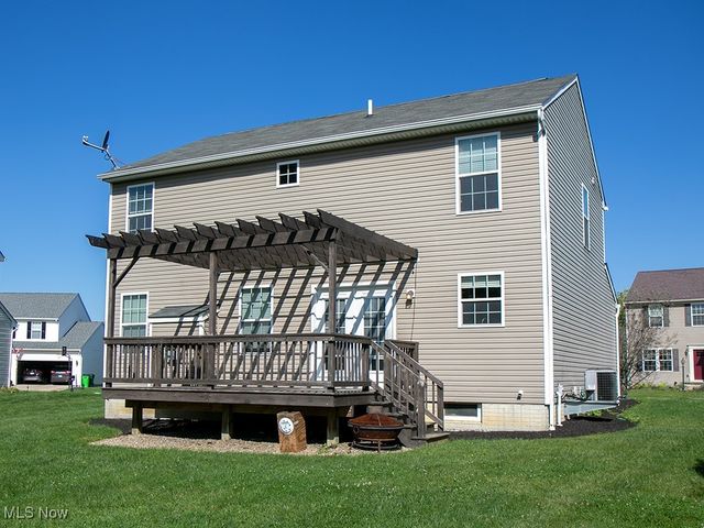 4910 Fallen Leaf Trail, Brunswick Hills, OH 44212