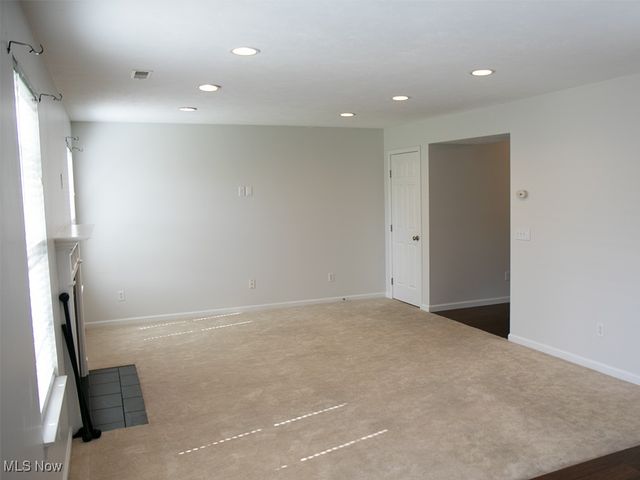 4910 Fallen Leaf Trail, Brunswick Hills, OH 44212