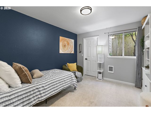 20120 LARKSPUR Ln 81, West Linn, OR 97068