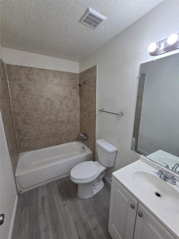 103 Mesa Moor Drive, Glenn Heights, TX 75154