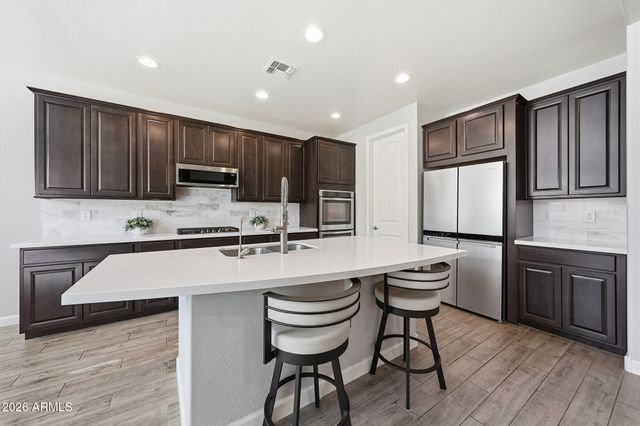 22133 E Russet Road, Queen Creek, AZ 85142