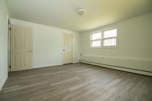 82 S Jewett Street, Manchester, NH 03103