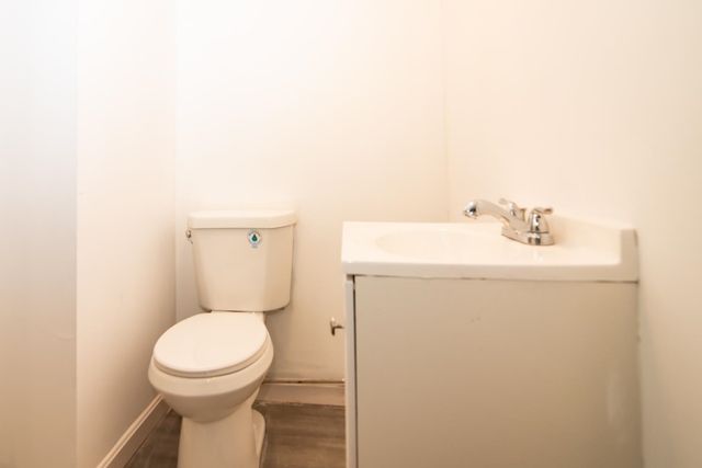 82 S Jewett Street, Manchester, NH 03103