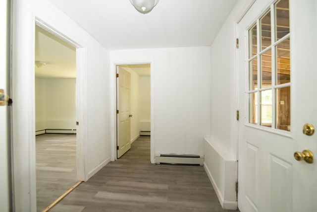 82 S Jewett Street, Manchester, NH 03103