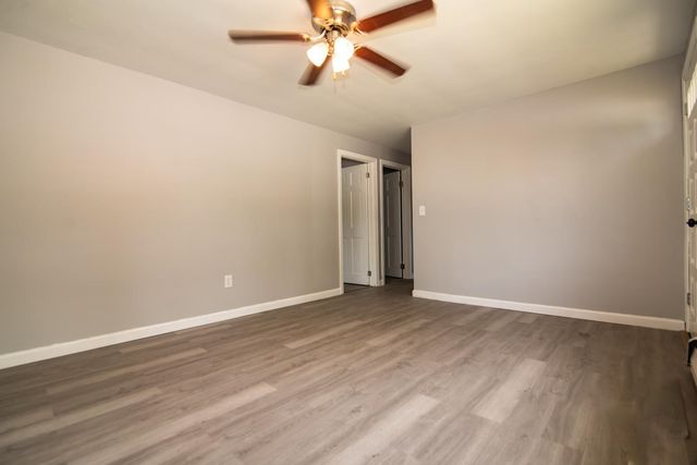 82 S Jewett Street, Manchester, NH 03103