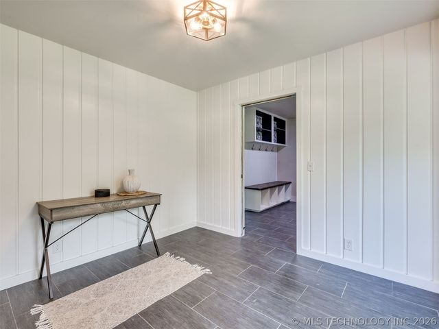 826 Lynwood Lane, Broken Arrow, OK 74011