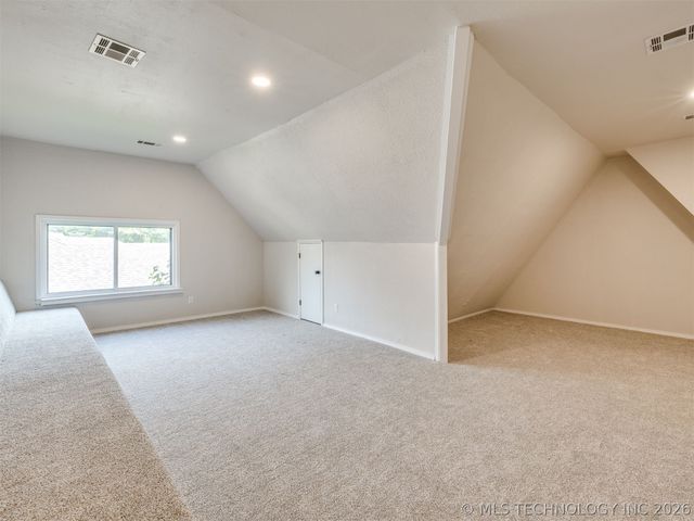 826 Lynwood Lane, Broken Arrow, OK 74011