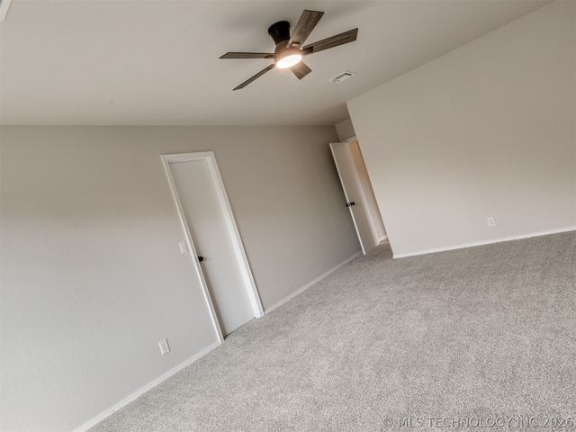 826 Lynwood Lane, Broken Arrow, OK 74011