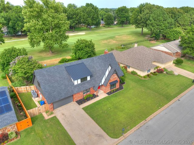 826 Lynwood Lane, Broken Arrow, OK 74011