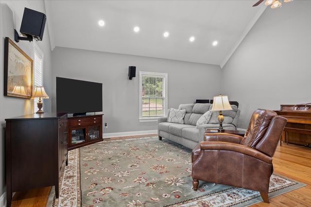 7315 McCormick Dr, Fairview, TN 37062