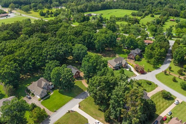 7315 McCormick Dr, Fairview, TN 37062