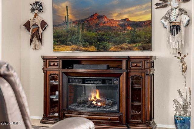 31267 N SADDLEBAG Lane, San Tan Valley, AZ 85143