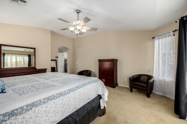 31267 N SADDLEBAG Lane, San Tan Valley, AZ 85143