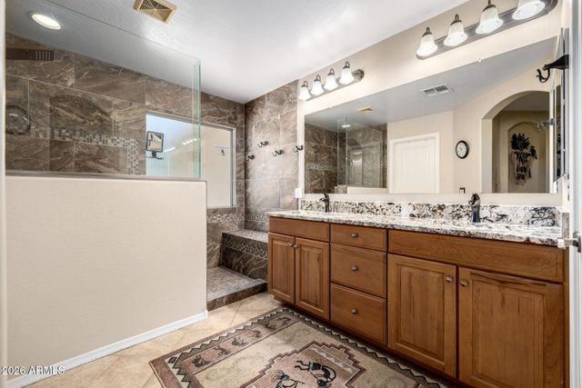 31267 N SADDLEBAG Lane, San Tan Valley, AZ 85143