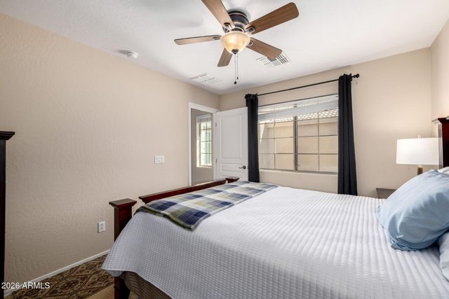 31267 N SADDLEBAG Lane, San Tan Valley, AZ 85143