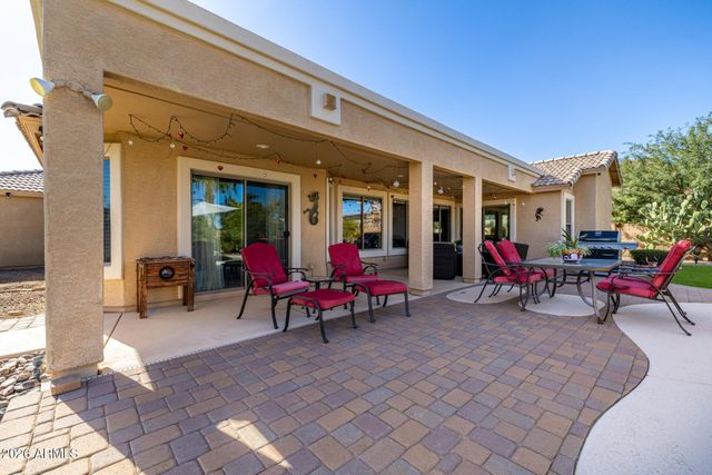 31267 N SADDLEBAG Lane, San Tan Valley, AZ 85143