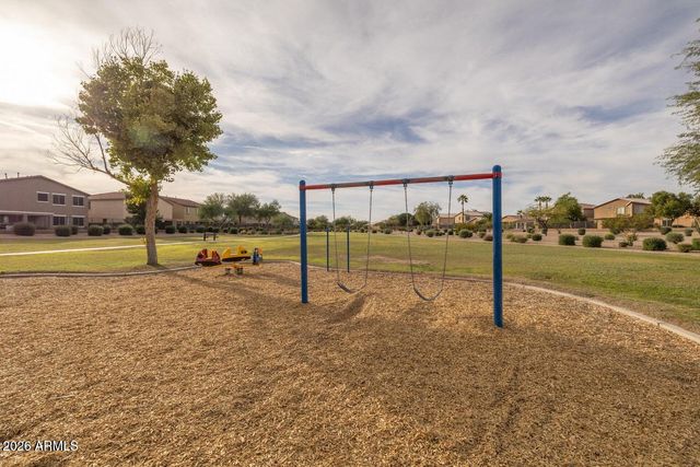 31267 N SADDLEBAG Lane, San Tan Valley, AZ 85143