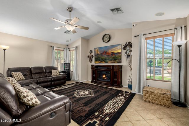 31267 N SADDLEBAG Lane, San Tan Valley, AZ 85143