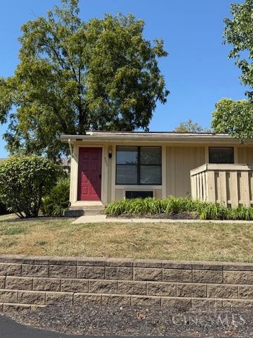 5077 Queenswood, West Chester, OH 45011