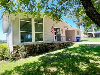 232 Robin Trail, Lead Hill, AR 72644