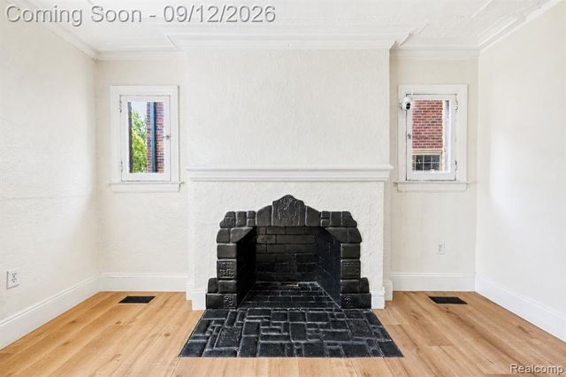 17545 Pennington Drive, Detroit, MI 48221