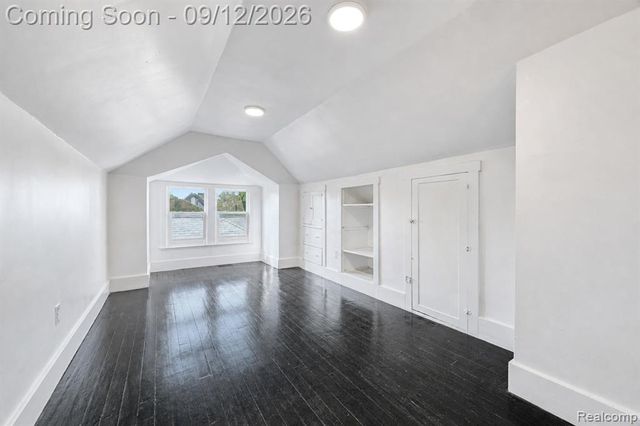 17545 Pennington Drive, Detroit, MI 48221