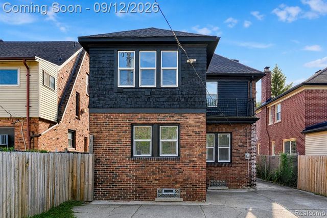 17545 Pennington Drive, Detroit, MI 48221