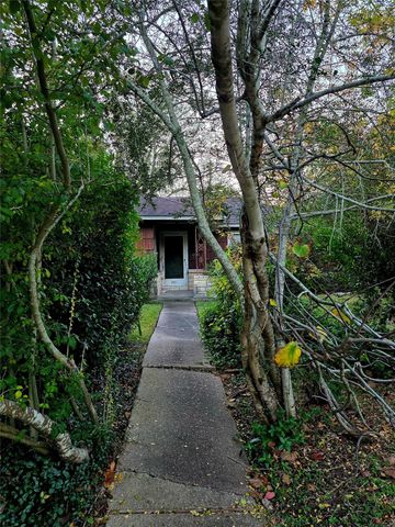 851 Jaquet Drive, Bellaire, TX 77401