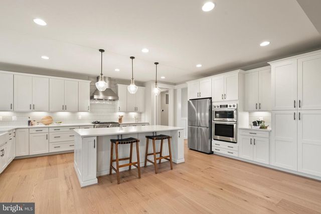 16054 KEYMER HILL CT, Hamilton, VA 20158
