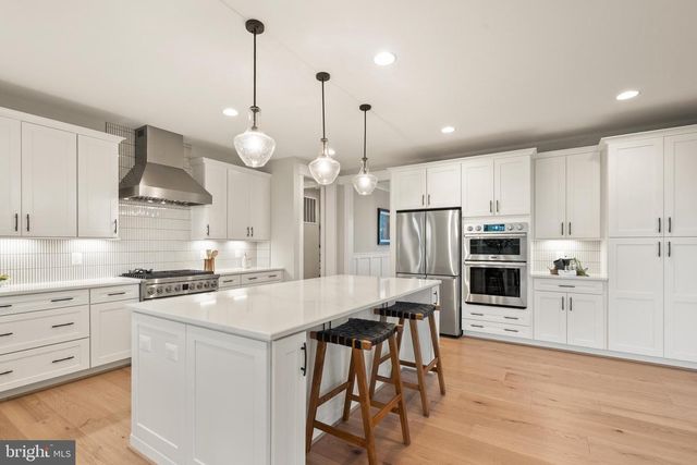 16054 KEYMER HILL CT, Hamilton, VA 20158