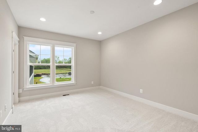 16054 KEYMER HILL CT, Hamilton, VA 20158