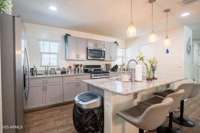 16425 W LATHAM Street, Goodyear, AZ 85338